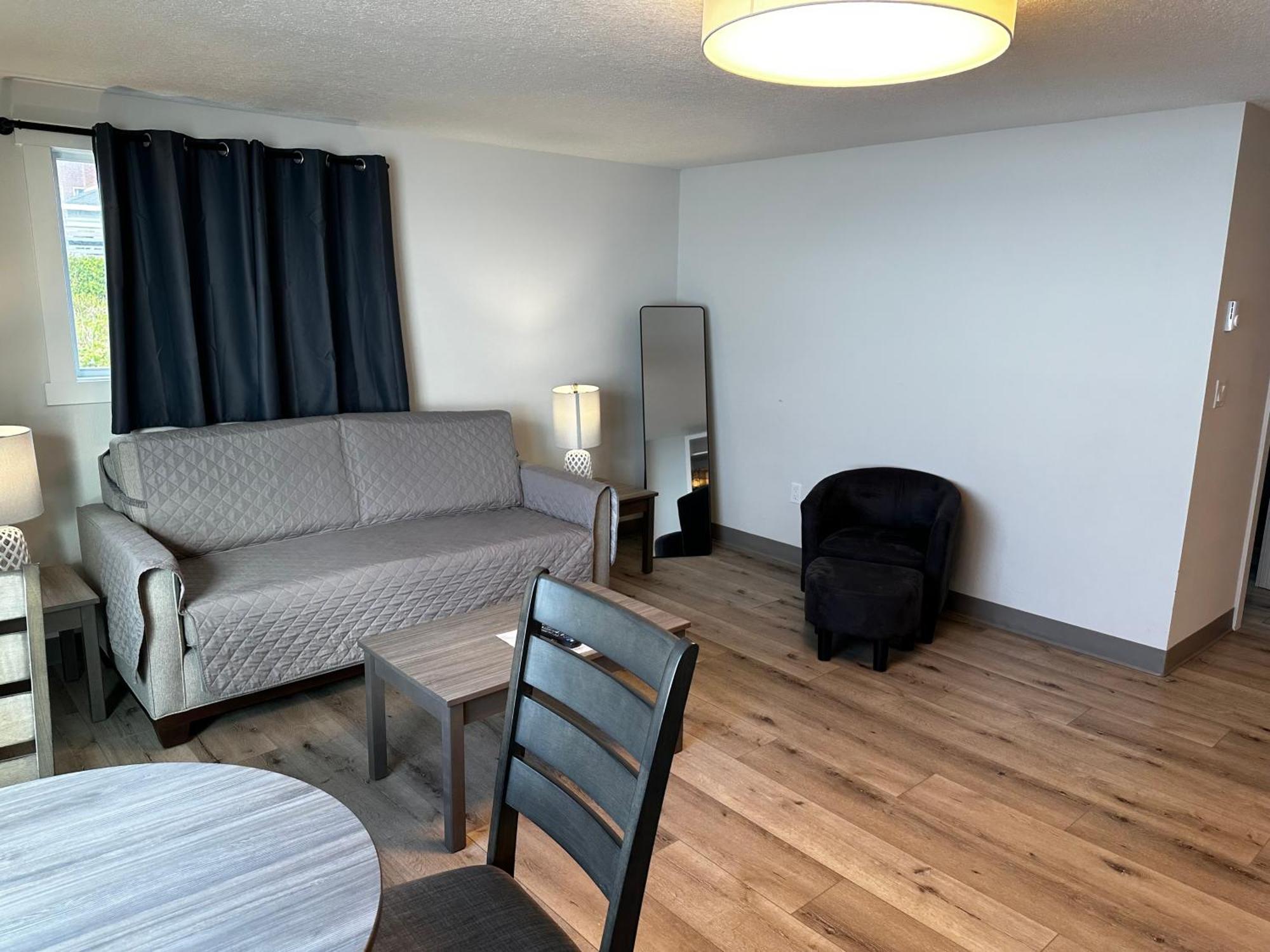 West Beach Suites Lincoln City Kamer foto