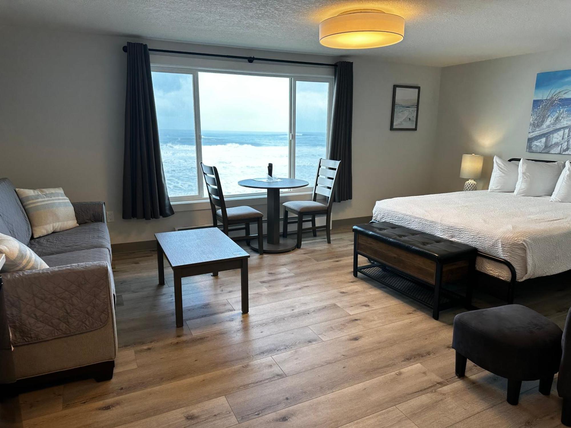 West Beach Suites Lincoln City Buitenkant foto